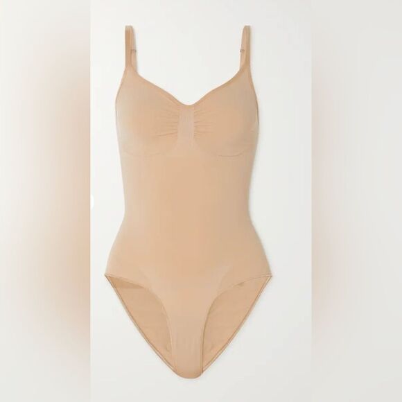 Skims Seamless Sculpt Brief Bodysuit - Picture 2 of 8